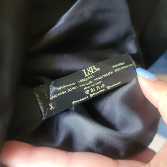 Lucky & Blessed Stud Velvet Mini Skirt in  Black Size Medium - Picture 12 of 12